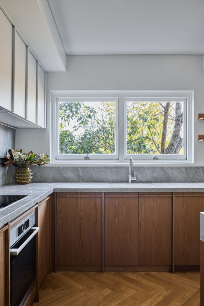 Modern, mid century inspired kitchen and dining room designed by ACP Studio Interior Design in Woollahra, Sydney.